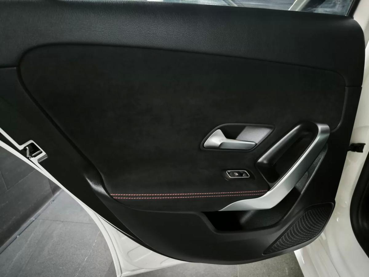 mercedes-benz-classe-a-2020-hibrido-1332cc