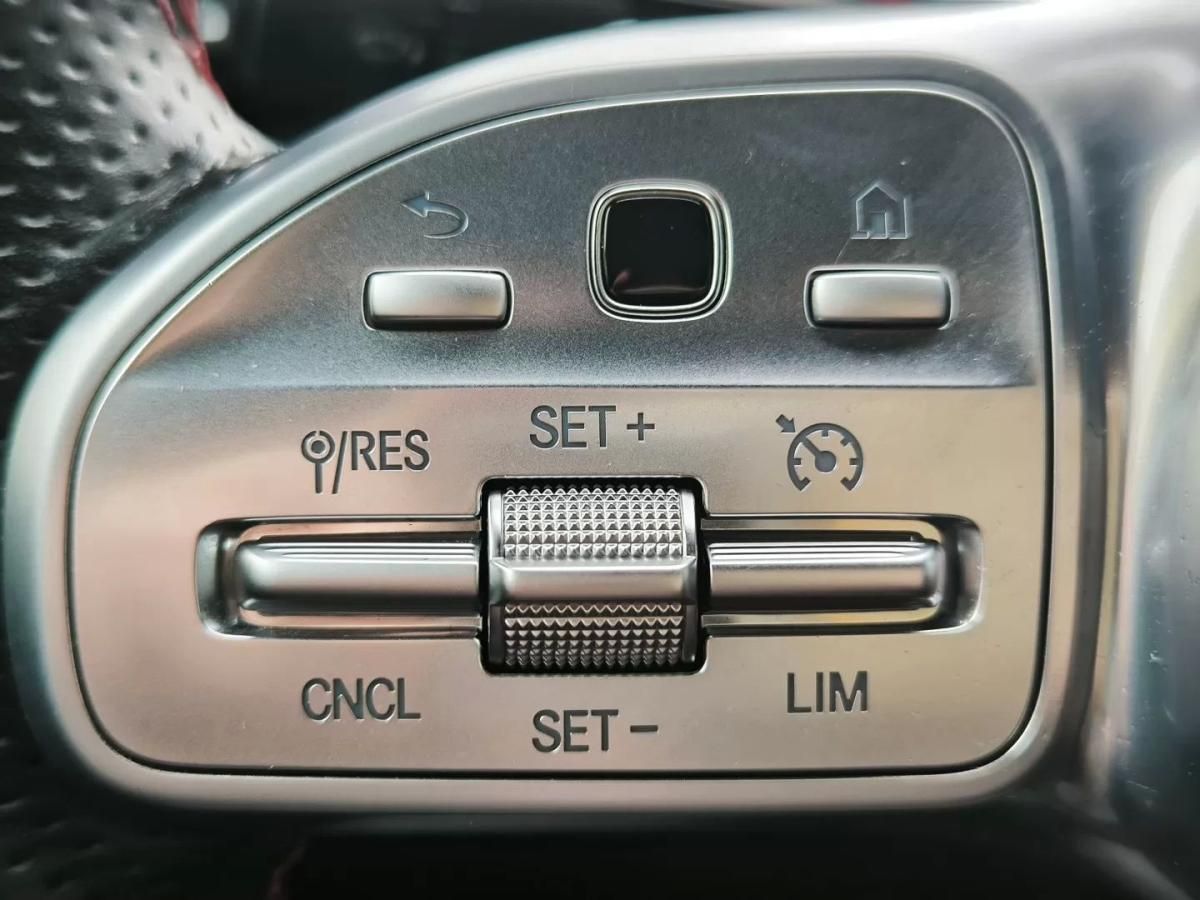mercedes-benz-classe-a-2020-hibrido-1332cc