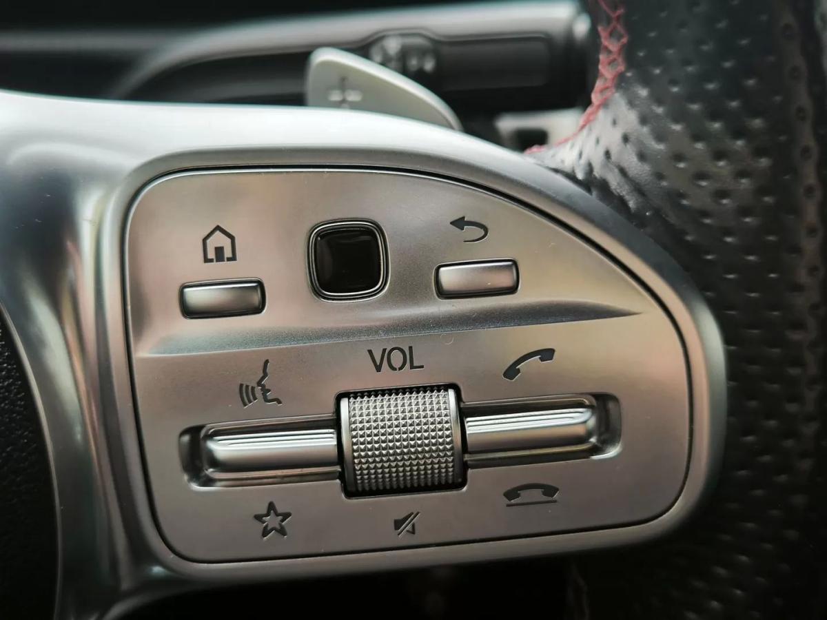 mercedes-benz-classe-a-2020-hibrido-1332cc