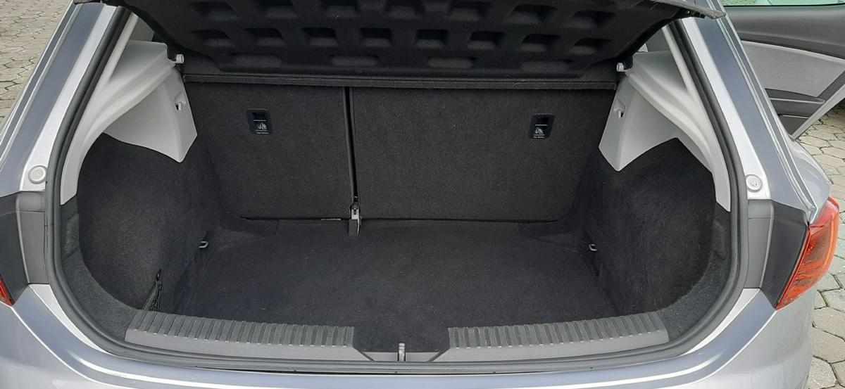 seat-leon-2018-diesel-1598cc