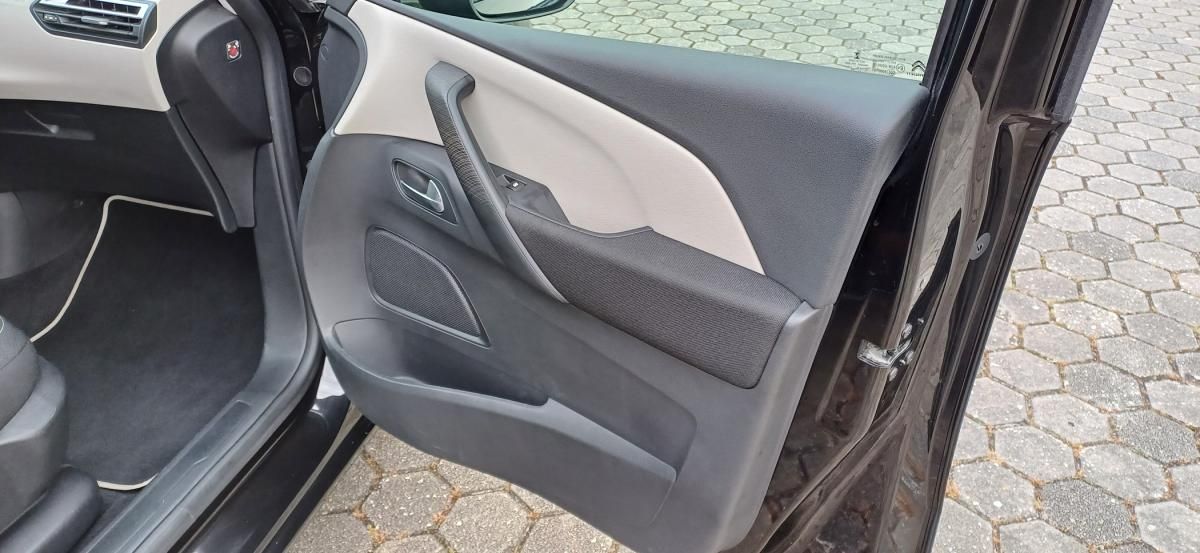 citroen-c4-2019-diesel-1499cc