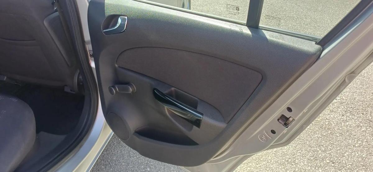 opel-corsa-2011-diesel-1248cc