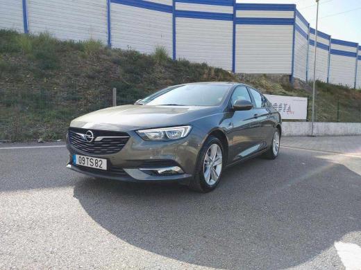 opel-insignia-2017-diesel-1598cc