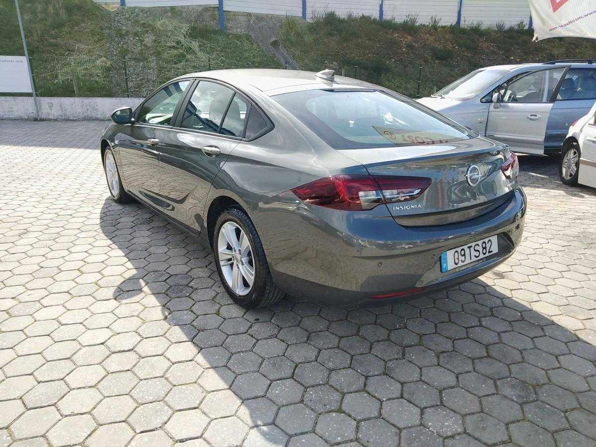 opel-insignia-2017-diesel-1598cc