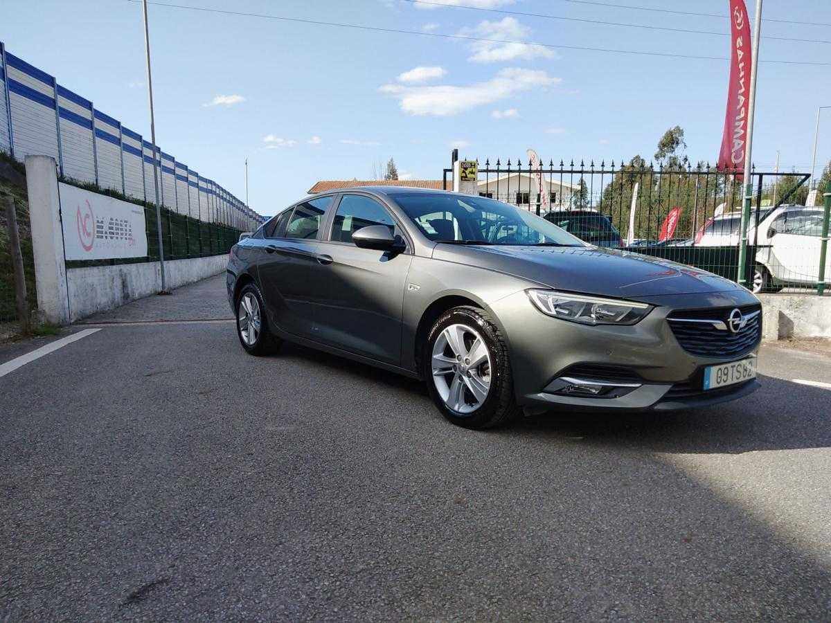 opel-insignia-2017-diesel-1598cc