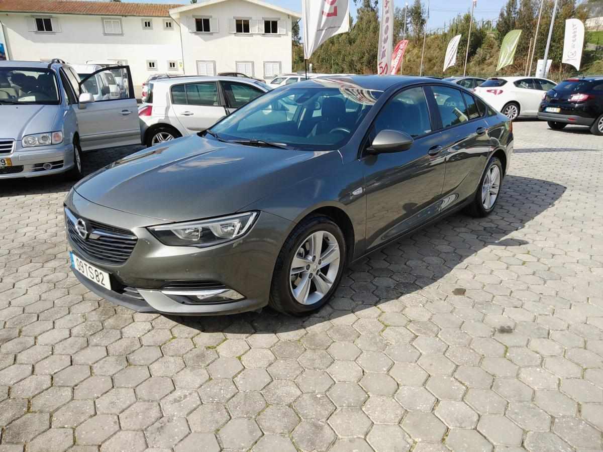 opel-insignia-2017-diesel-1598cc
