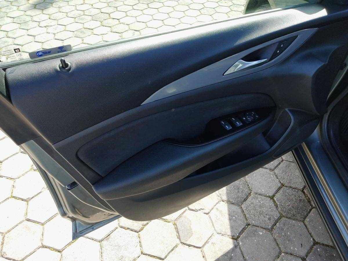 opel-insignia-2017-diesel-1598cc
