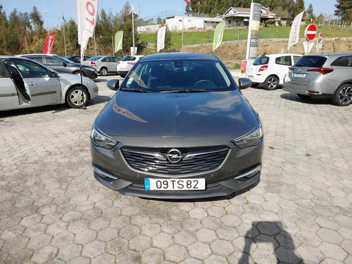 opel-insignia-2017-diesel-1598cc