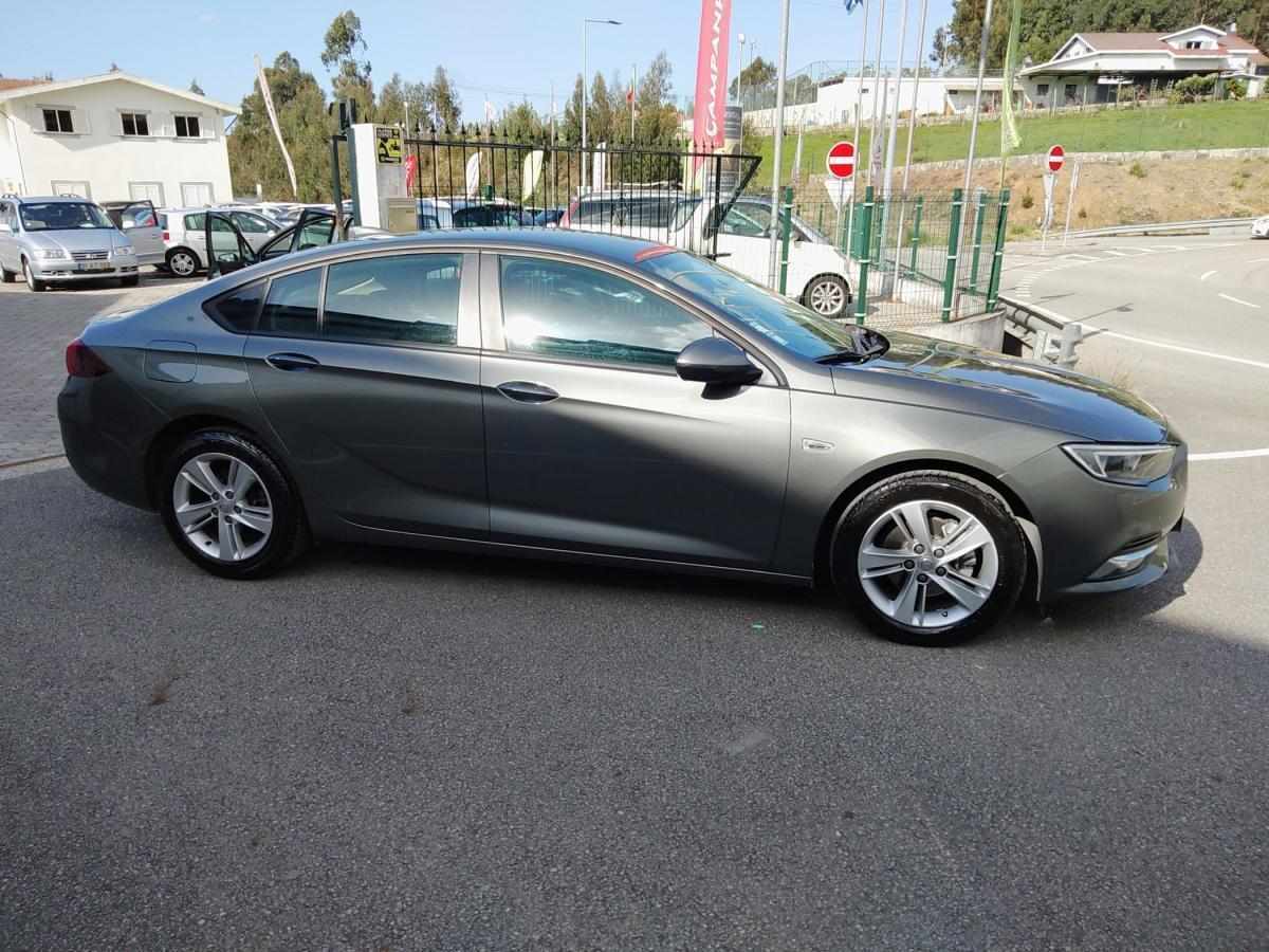 opel-insignia-2017-diesel-1598cc