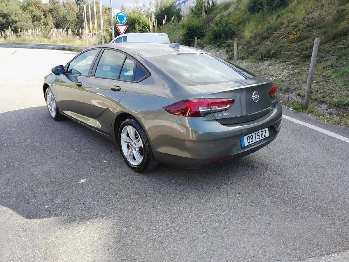 opel-insignia-2017-diesel-1598cc
