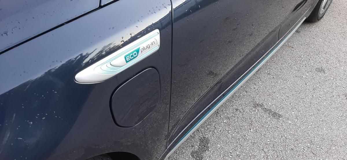kia-optima-2018-hibrido-a-gasolina-1999cc