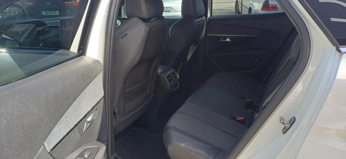 peugeot-3008-2019-diesel-1499cc