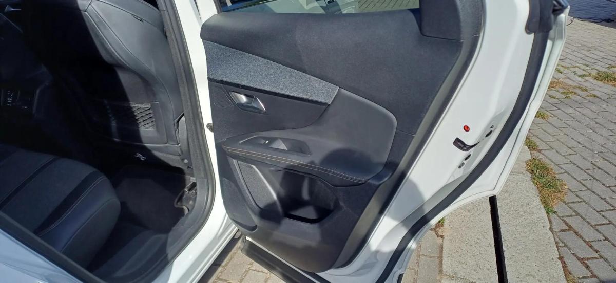 peugeot-3008-2019-diesel-1499cc