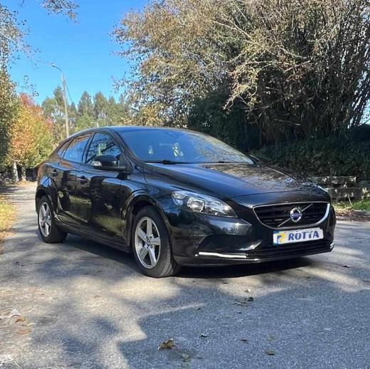 volvo-v40-d2-2013-diesel-1560cc