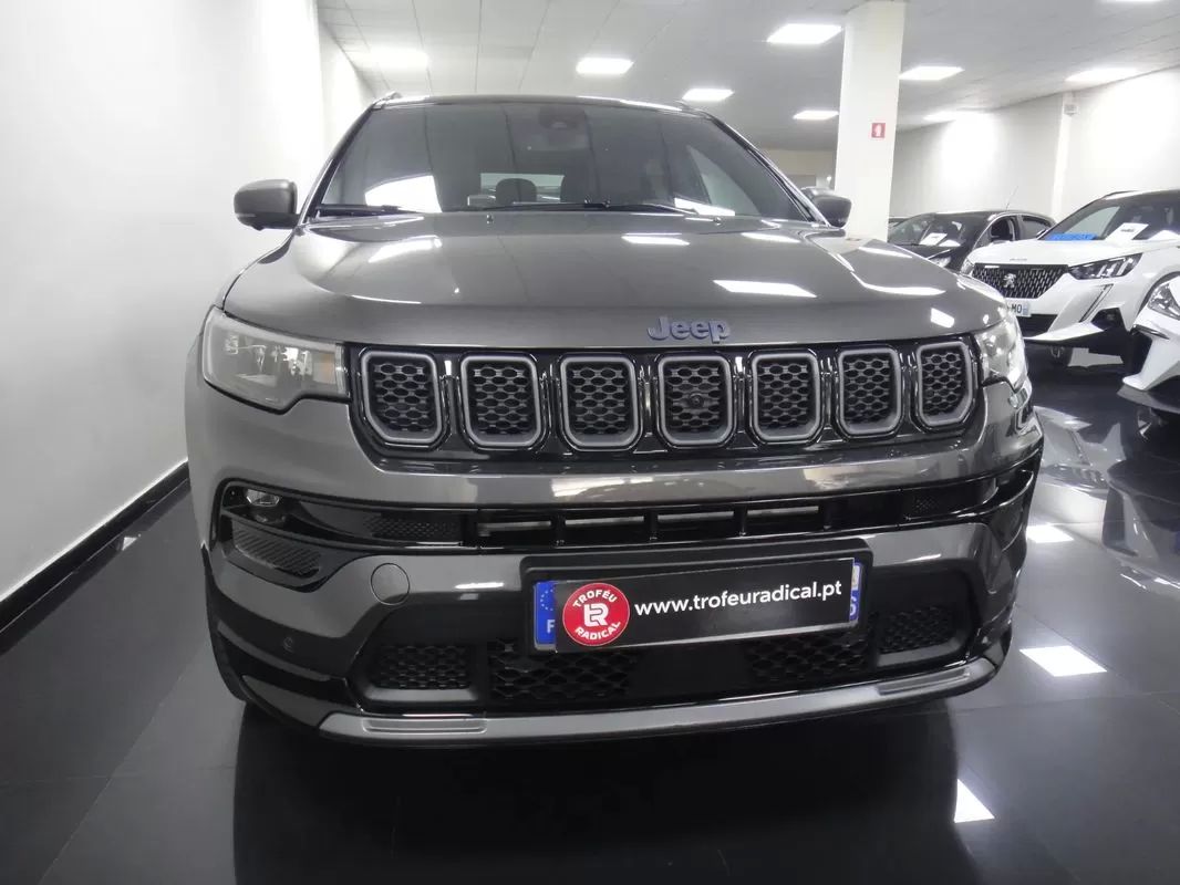 jeep-compass-2021-hibrido-1332cc