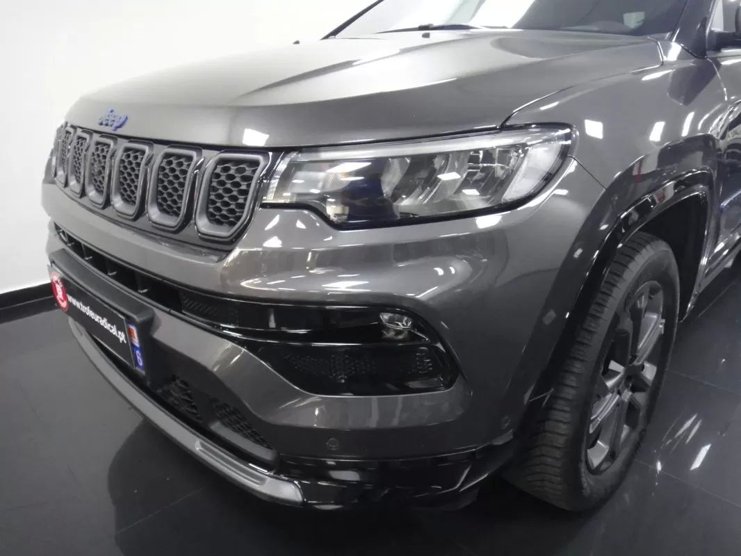 jeep-compass-2021-hibrido-1332cc