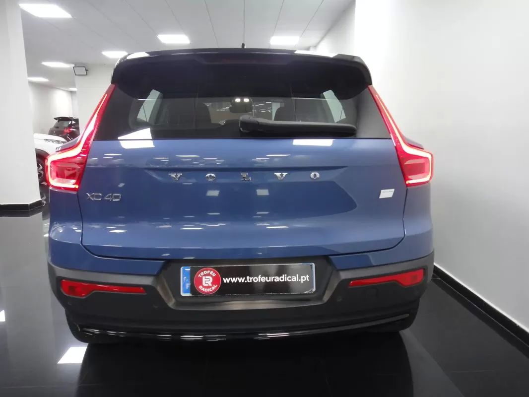 volvo-xc40-2022-eletrico-200cc