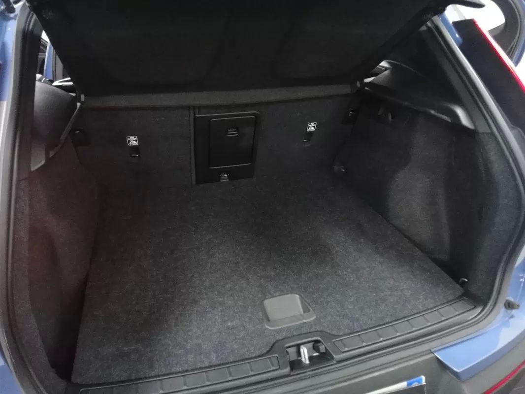 volvo-xc40-2022-eletrico-200cc