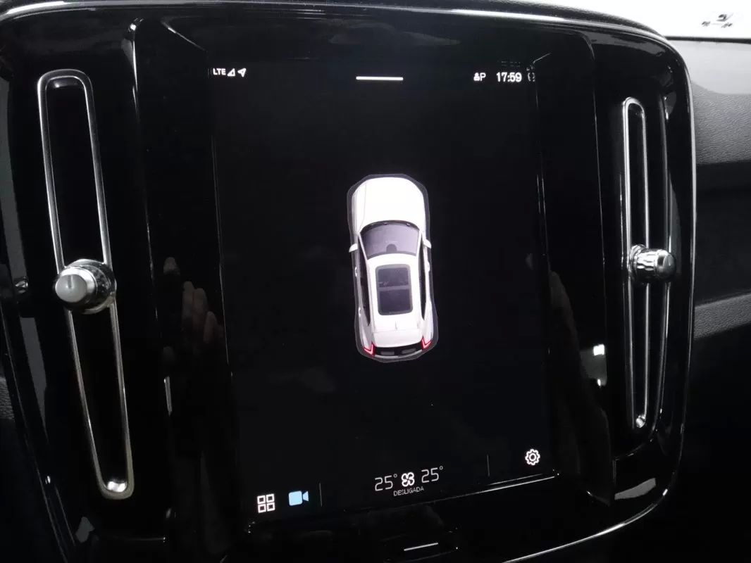 volvo-xc40-2022-eletrico-200cc
