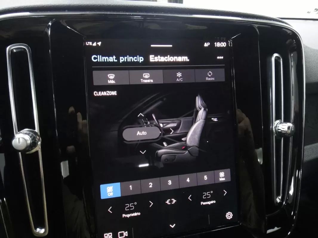 volvo-xc40-2022-eletrico-200cc