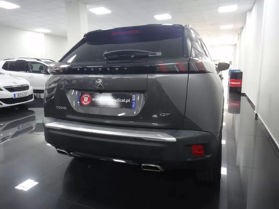 peugeot-2008-2022-gasolina-1199cc