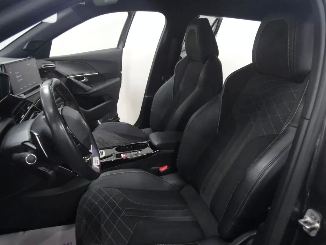 peugeot-2008-2022-gasolina-1199cc