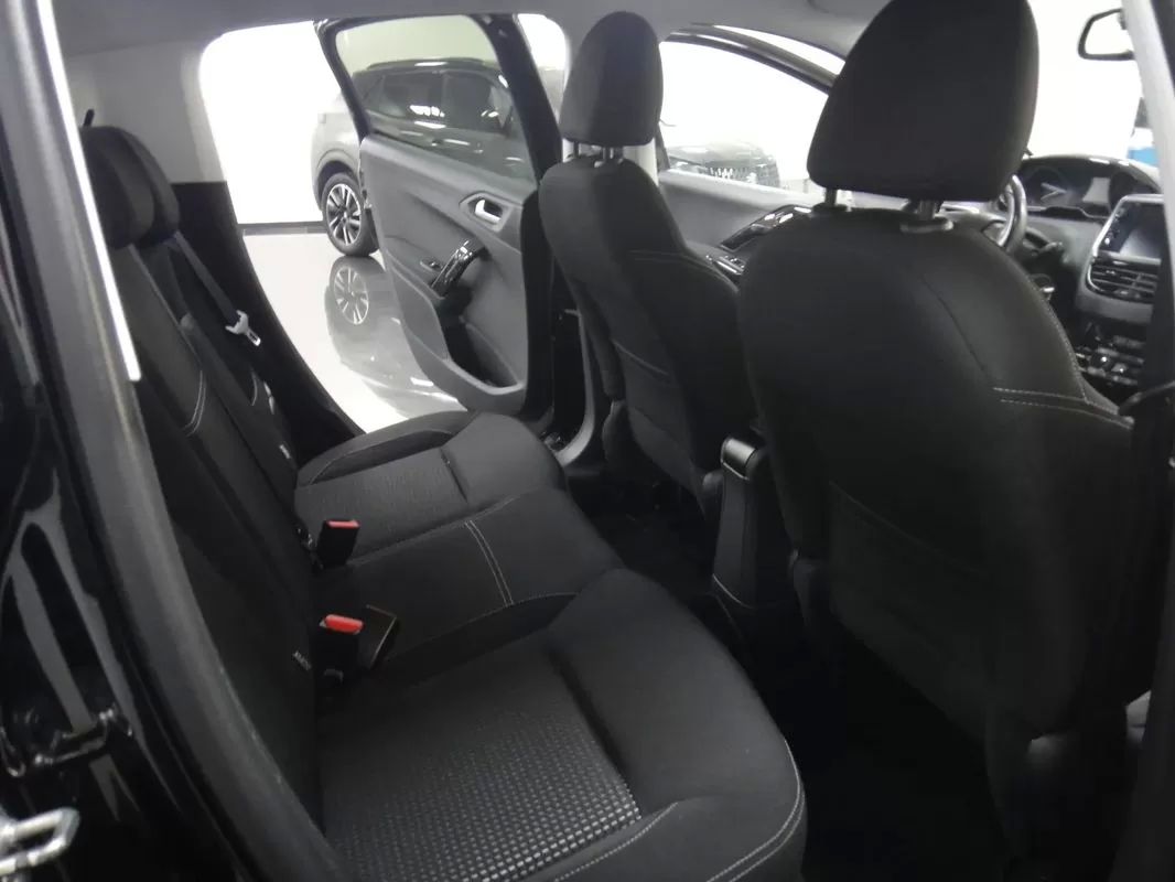 peugeot-208-2018-gasolina-1199cc