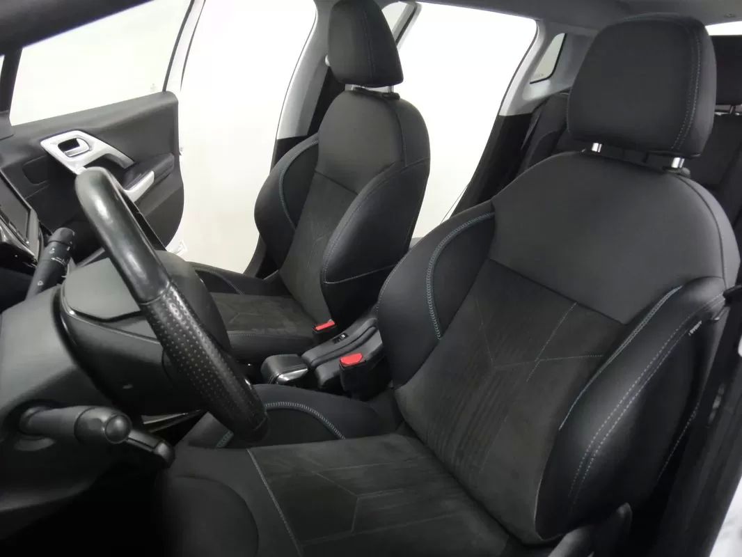peugeot-2008-2019-gasolina-1199cc