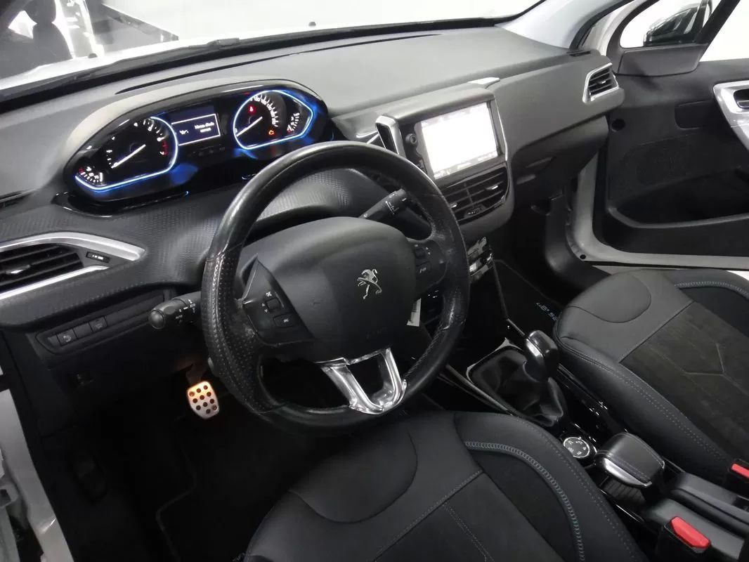 peugeot-2008-2019-gasolina-1199cc