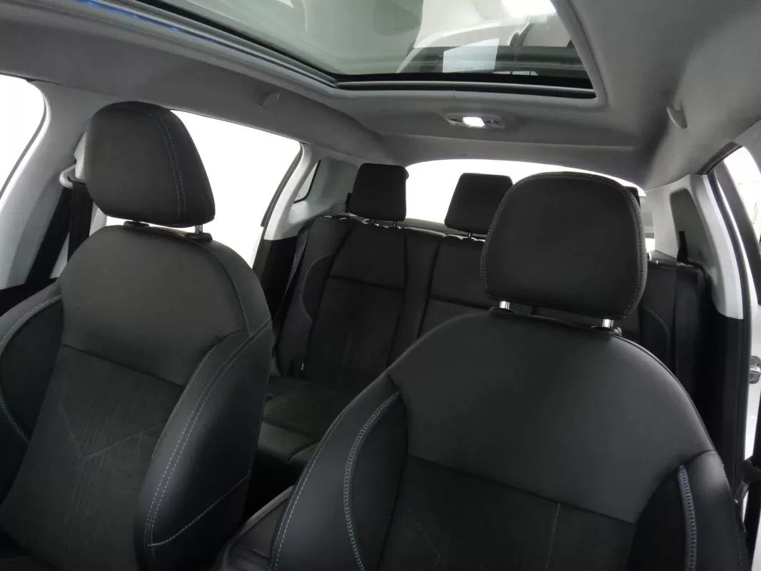 peugeot-2008-2019-gasolina-1199cc