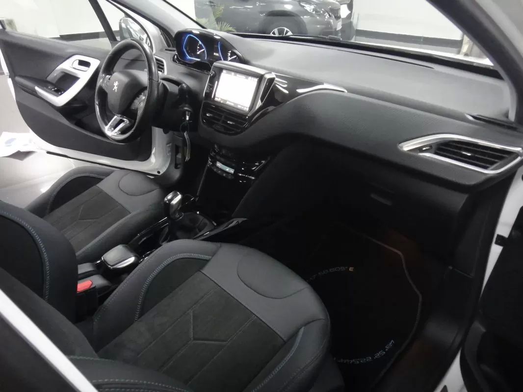 peugeot-2008-2019-gasolina-1199cc