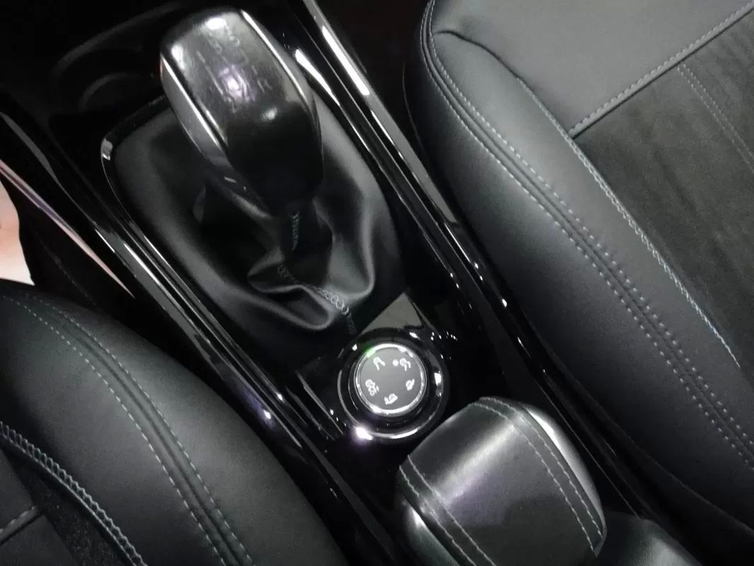 peugeot-2008-2019-gasolina-1199cc