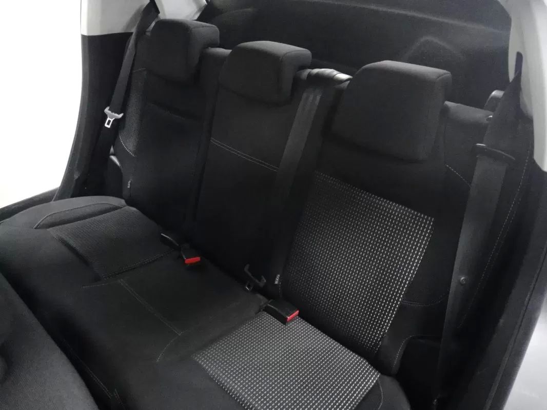 peugeot-208-2019-gasolina-1199cc