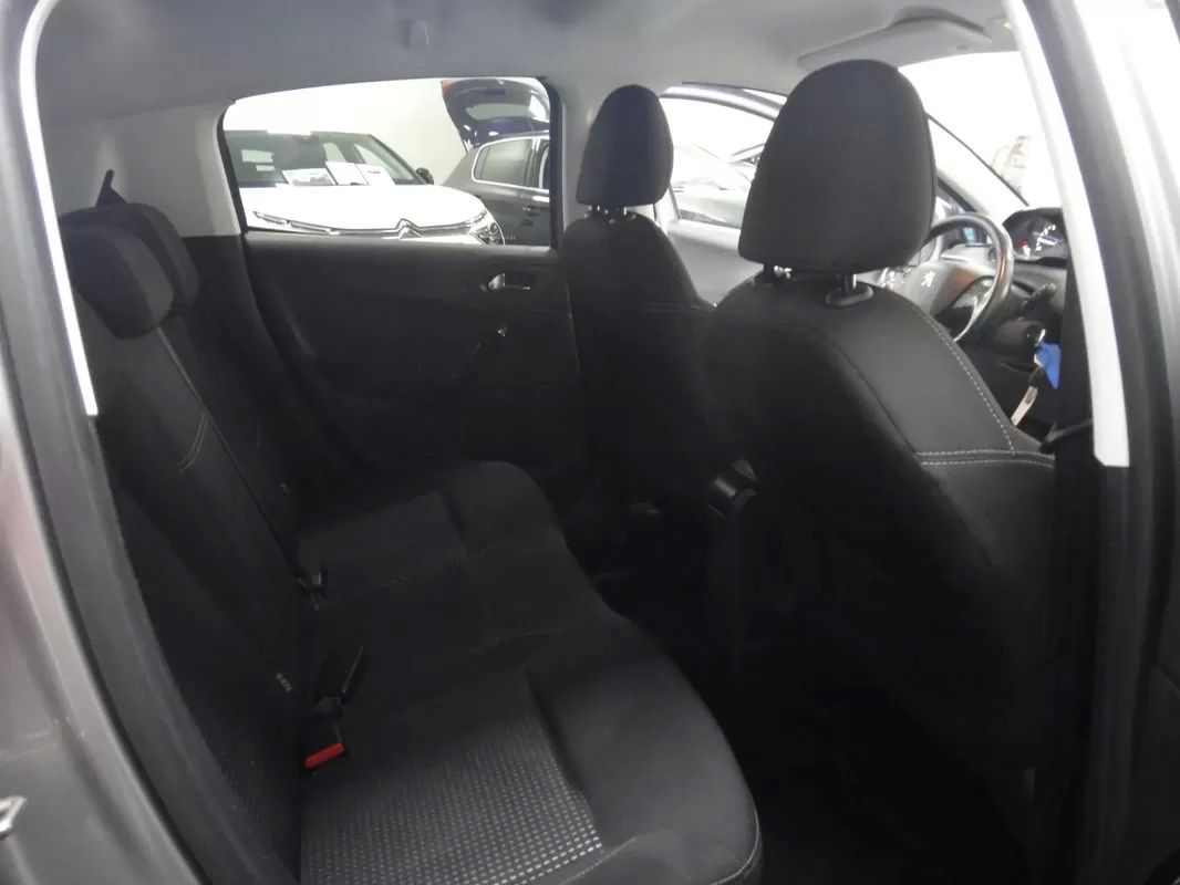 peugeot-208-2019-gasolina-1199cc
