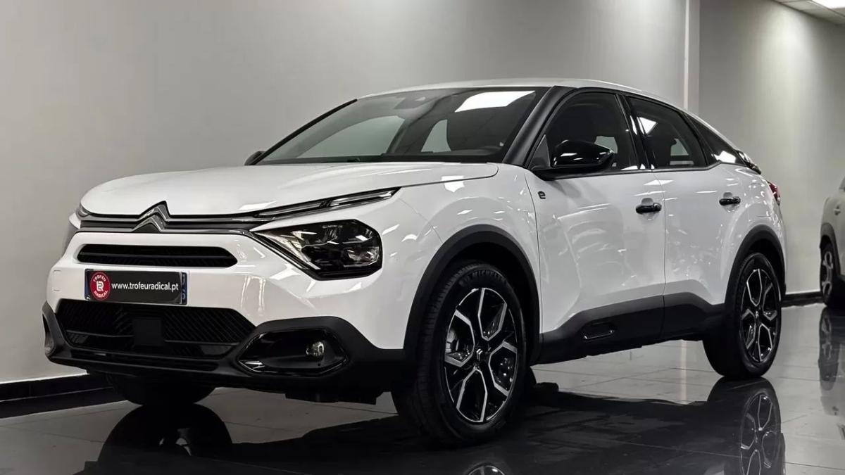 citroen-e-c4-2023-eletrico-200cc