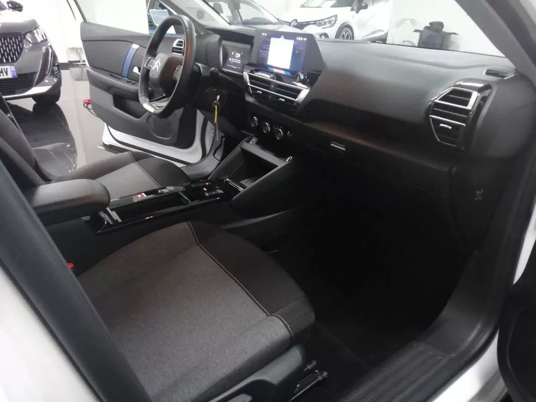 citroen-e-c4-2023-eletrico-200cc