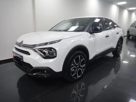 citroen-e-c4-2023-eletrico-200cc