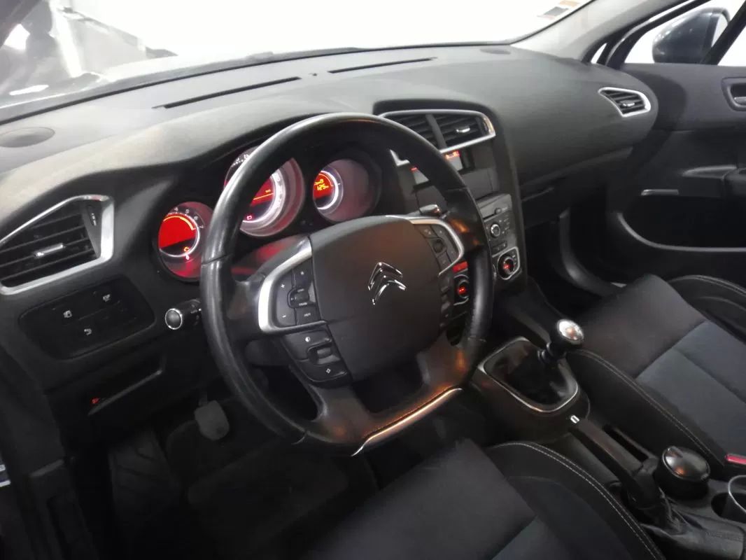 citroen-c4-2011-diesel-1560cc