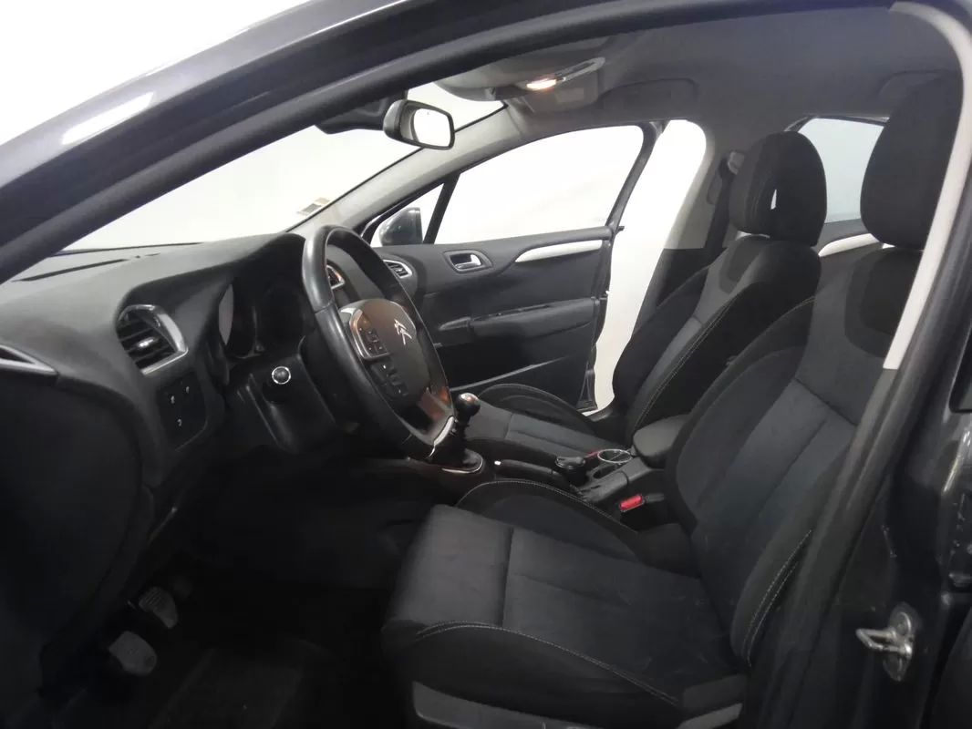 citroen-c4-2011-diesel-1560cc
