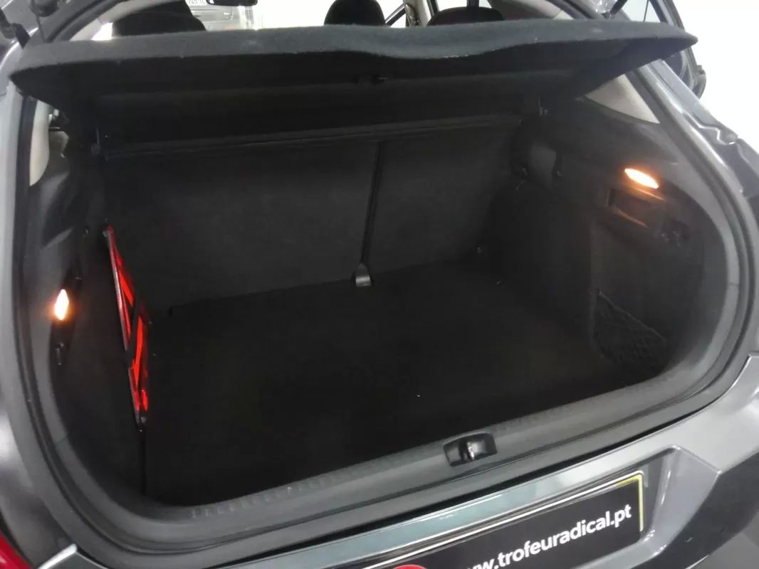 citroen-c4-2011-diesel-1560cc
