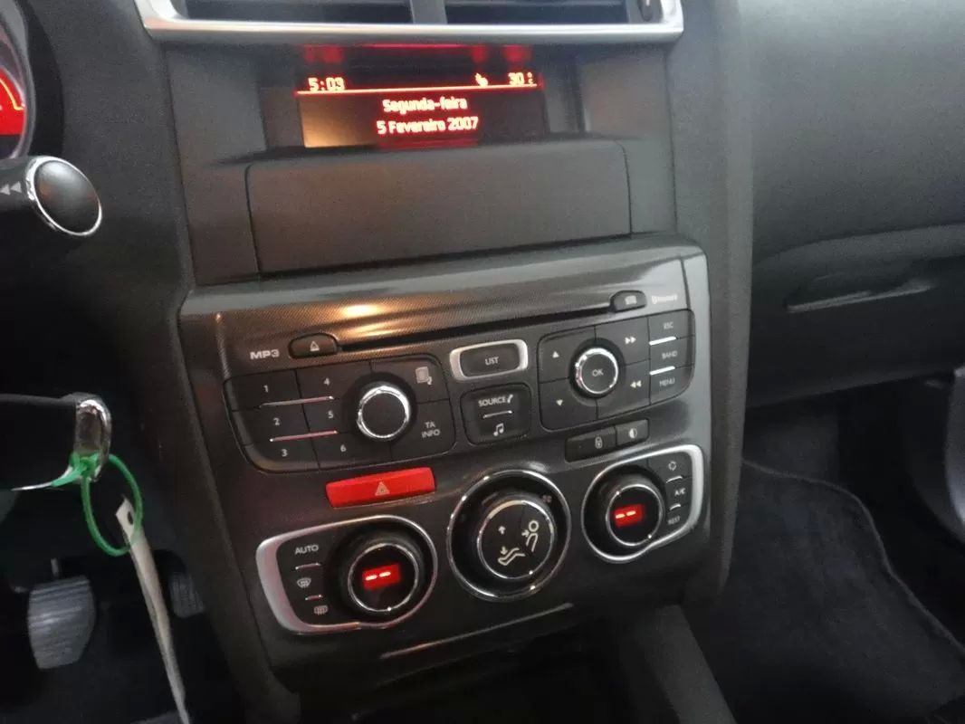 citroen-c4-2011-diesel-1560cc
