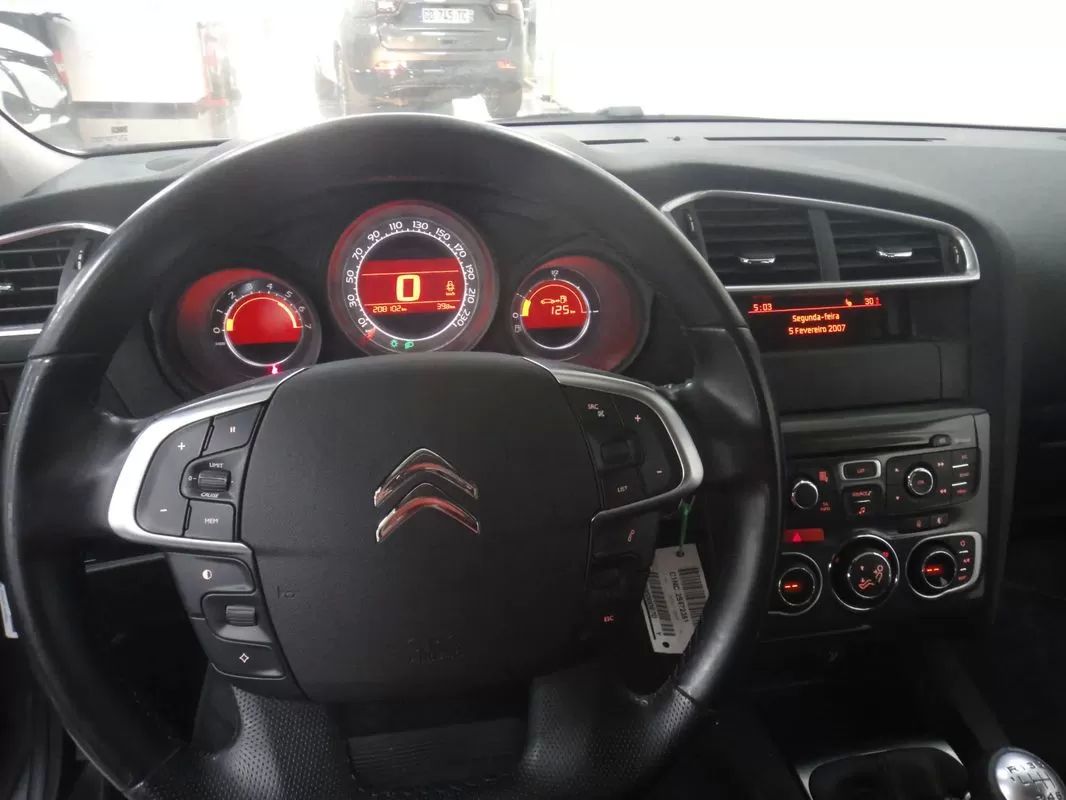 citroen-c4-2011-diesel-1560cc