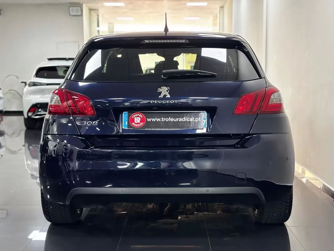 peugeot-308-2019-gasolina-1199cc