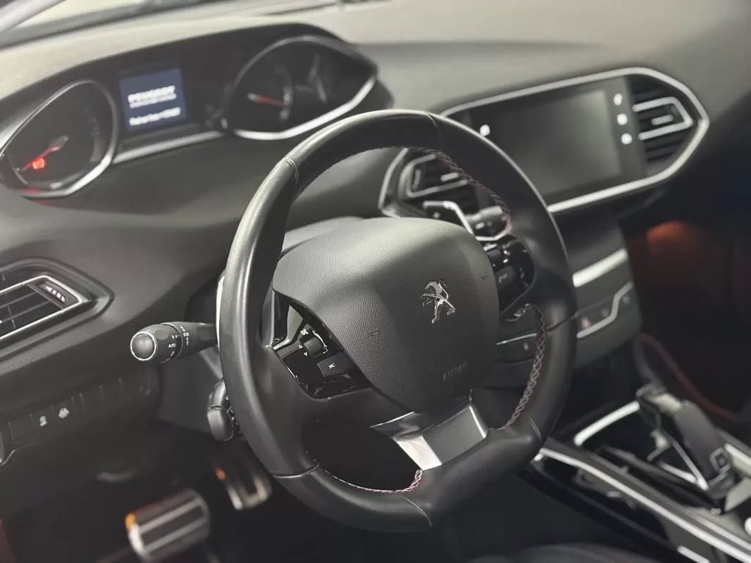 peugeot-308-2019-gasolina-1199cc