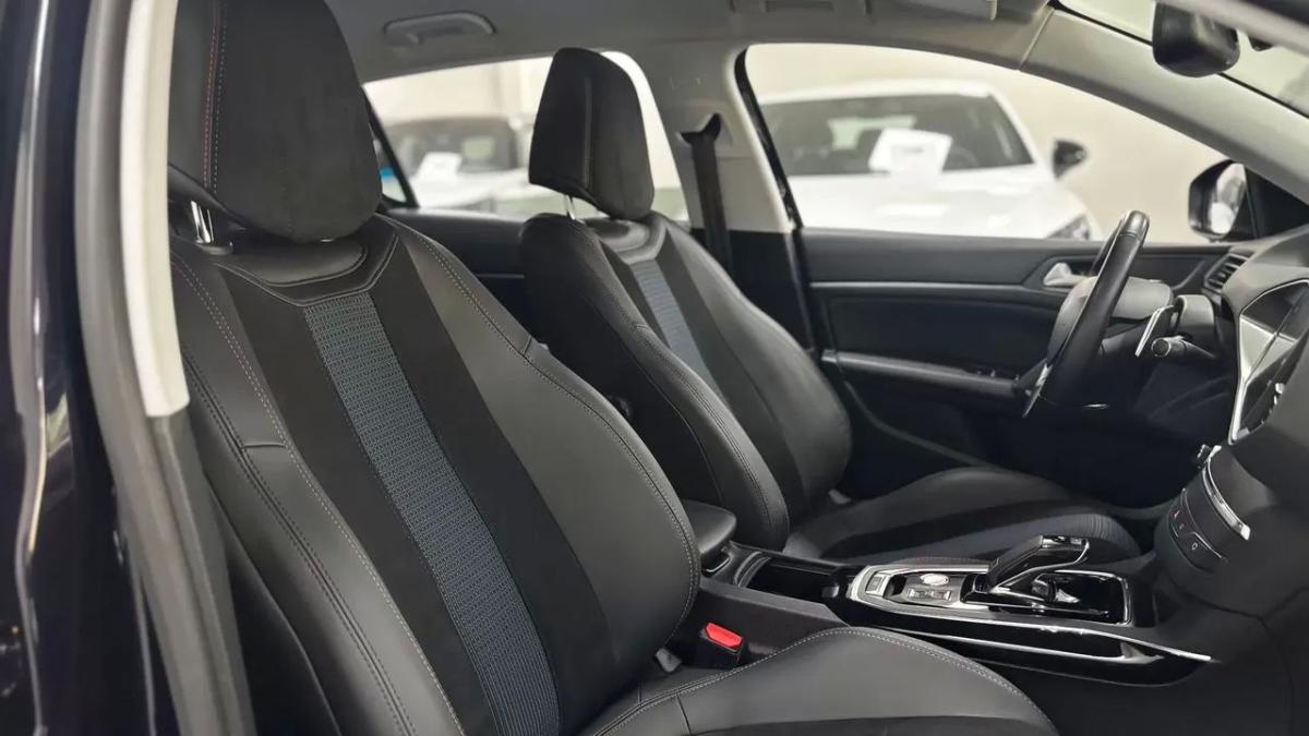 peugeot-308-2019-gasolina-1199cc