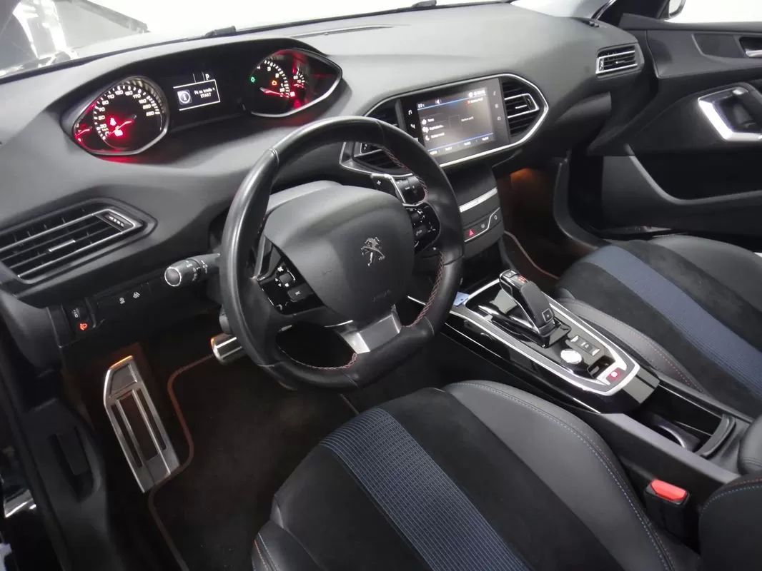 peugeot-308-2019-gasolina-1199cc