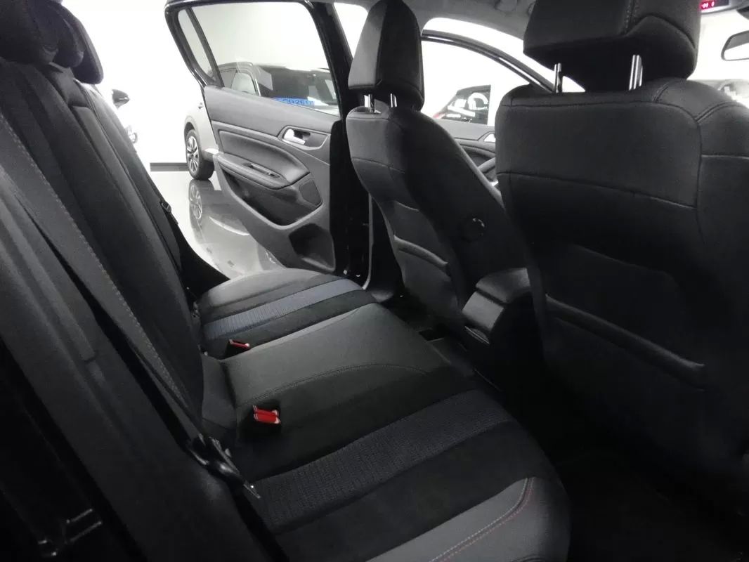 peugeot-308-2019-gasolina-1199cc