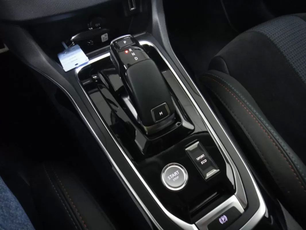 peugeot-308-2019-gasolina-1199cc