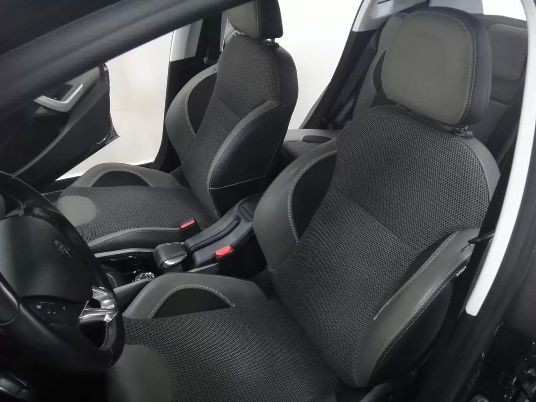 peugeot-2008-2018-gasolina-1199cc