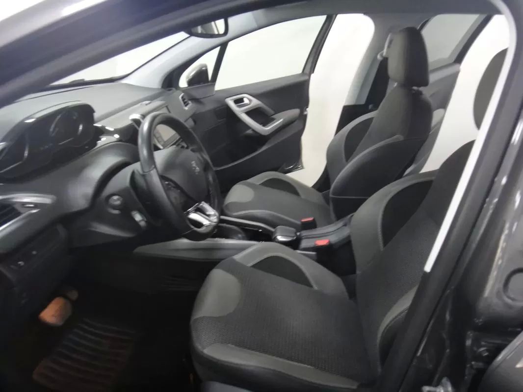 peugeot-2008-2018-gasolina-1199cc